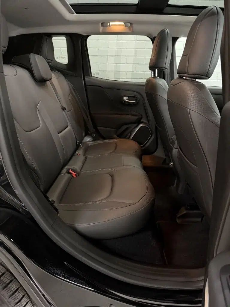 Jeep Renegade 1.3T Freedom uit 2019, foto 12