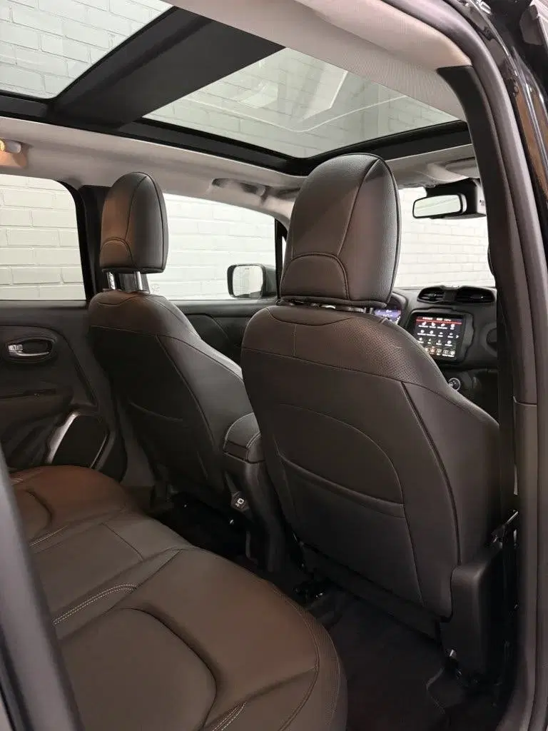 Jeep Renegade 1.3T Freedom uit 2019, foto 13