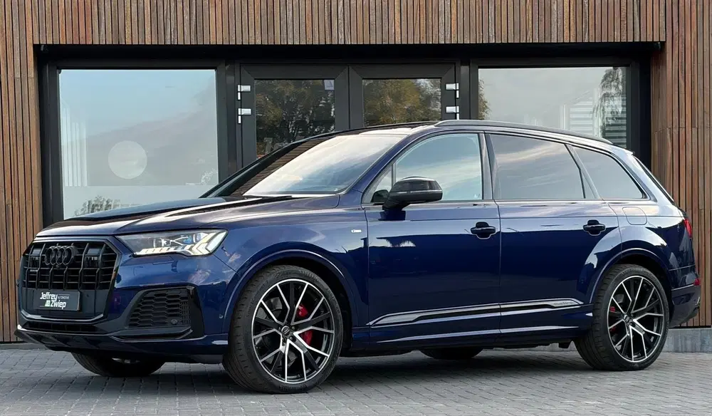 Audi Q7 60 TFSI e quattro Competition Bom vol uit 2021