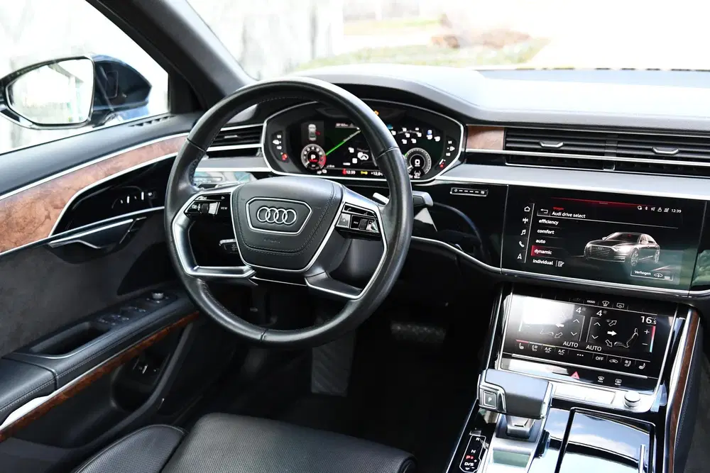 Audi A8 60 TFSI e quattro Pro Line Plus uit 2021, foto 10