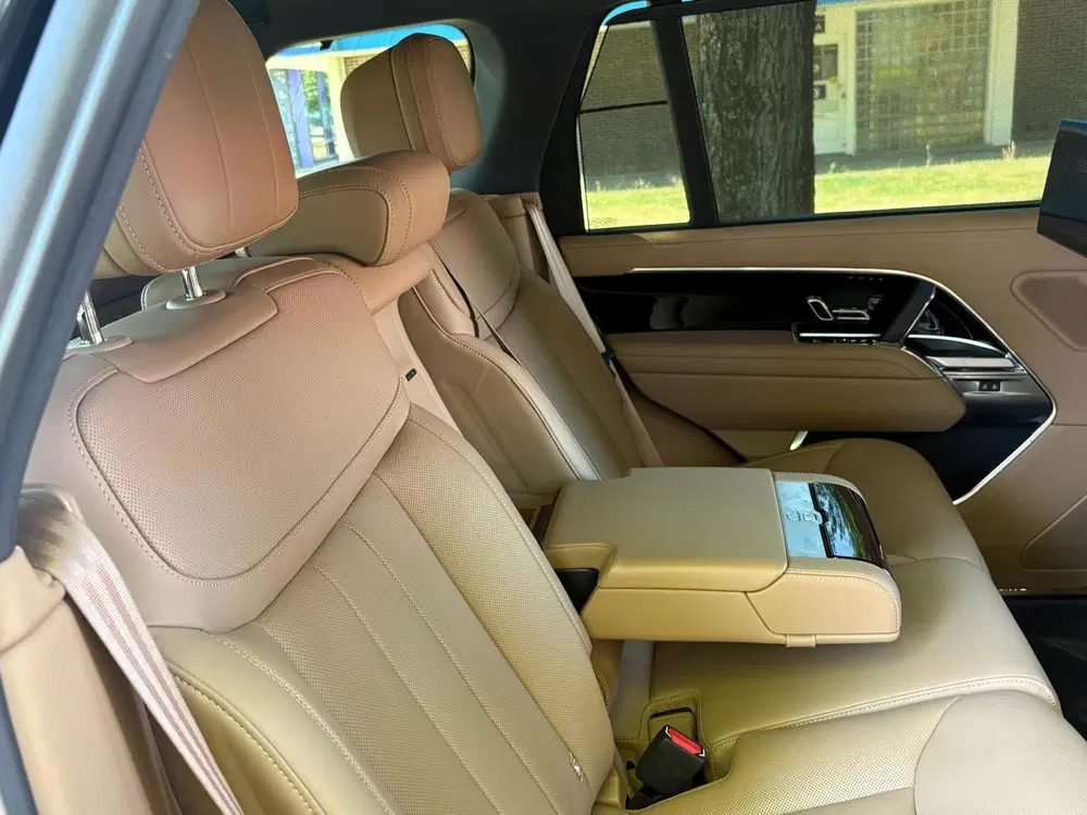Land Rover Range Rover 3.0 P460E LANG uit 2026, foto 11