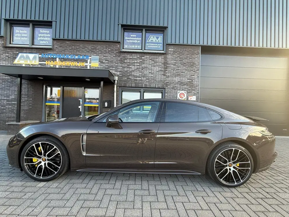 Porsche Panamera 2.9 4 E-Hybrid Platinum Edition uit 2022, foto 8