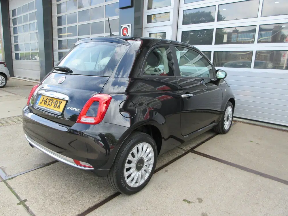 Fiat 500 1.0 Hybrid Lounge uit 2020, foto 10
