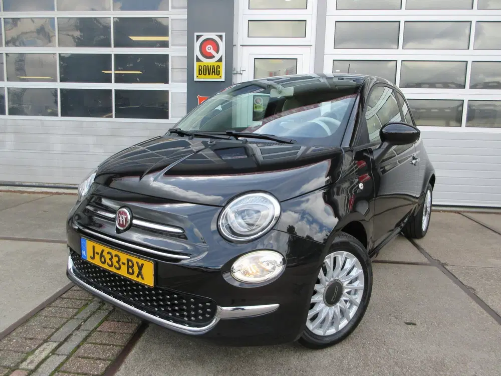 Fiat 500 1.0 Hybrid Lounge uit 2020, foto 2