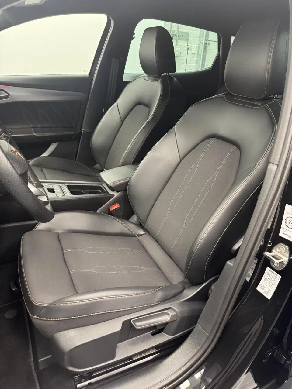 Cupra Formentor 1.4 e-Hybrid 204PK Navigatie-Carplay-Clima uit 2023, foto 14