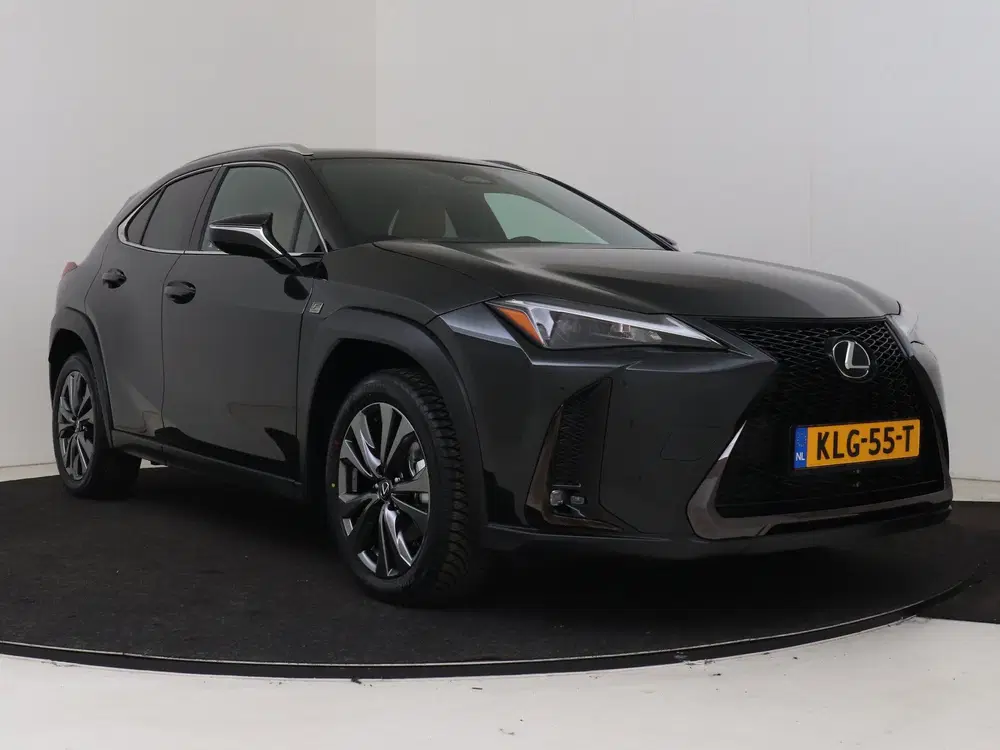 Lexus UX 300h Ultimate Edition uit 2026, foto 15