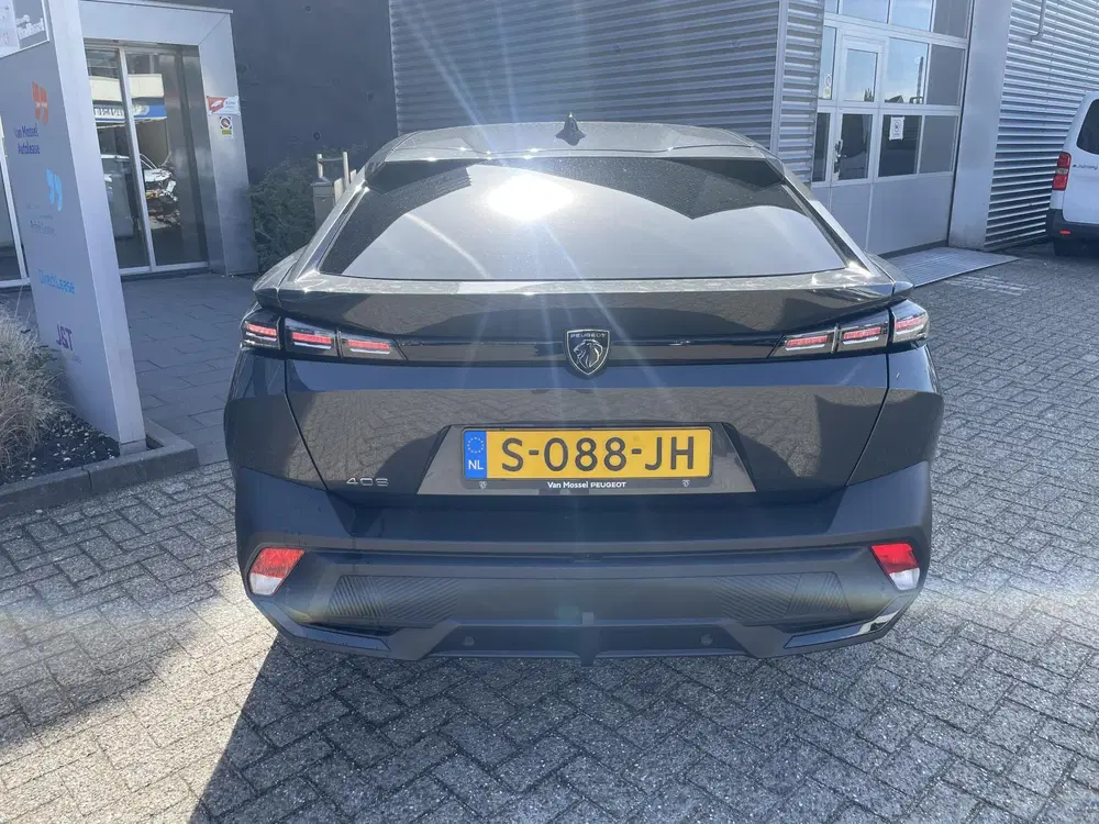 Peugeot 408 1.2 PureTech Allure Pack 130 EAT8 uit 2023, foto 6