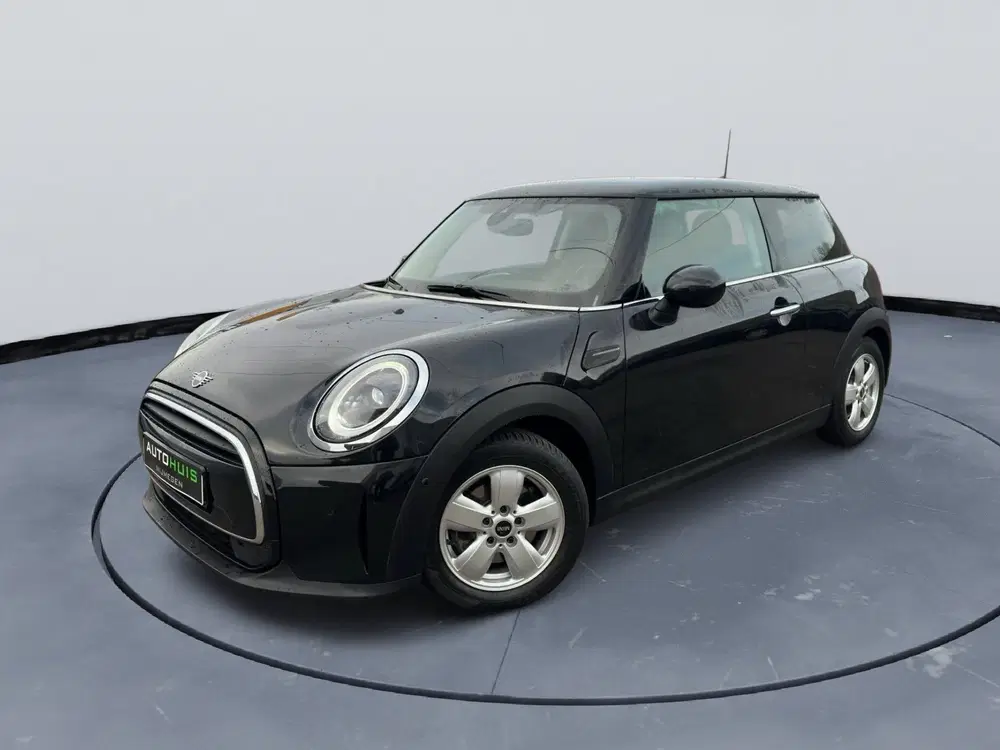Mini Cooper 1.5 Cooper Essential Trim Automaat Stoelve uit 2023, foto 10