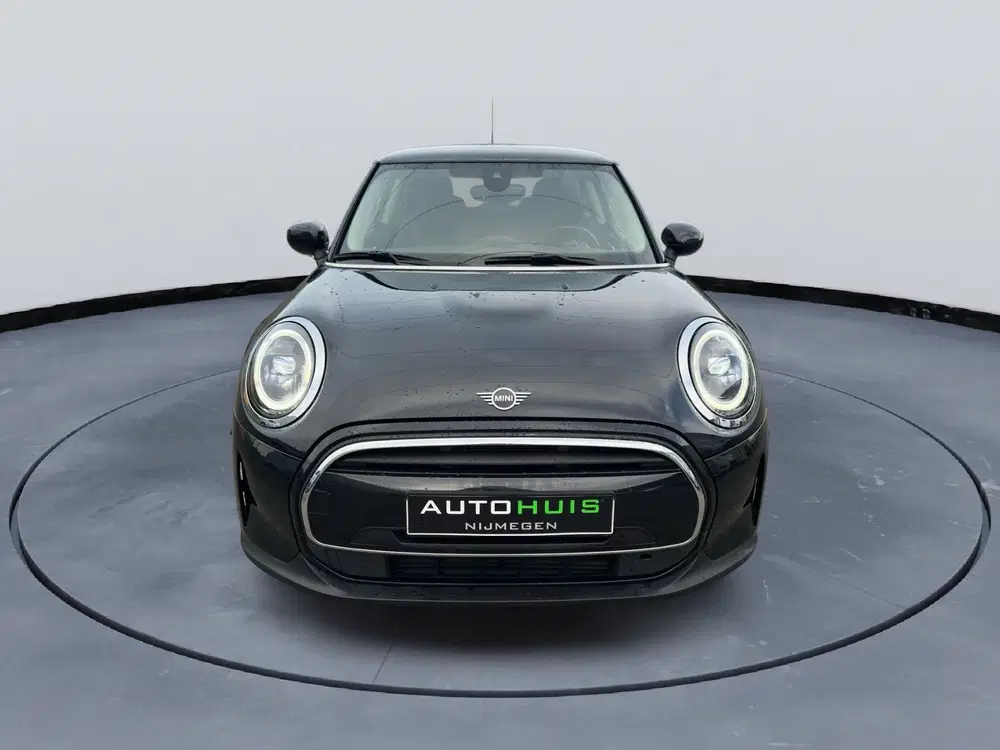 Mini Cooper 1.5 Cooper Essential Trim Automaat Stoelve uit 2023, foto 14