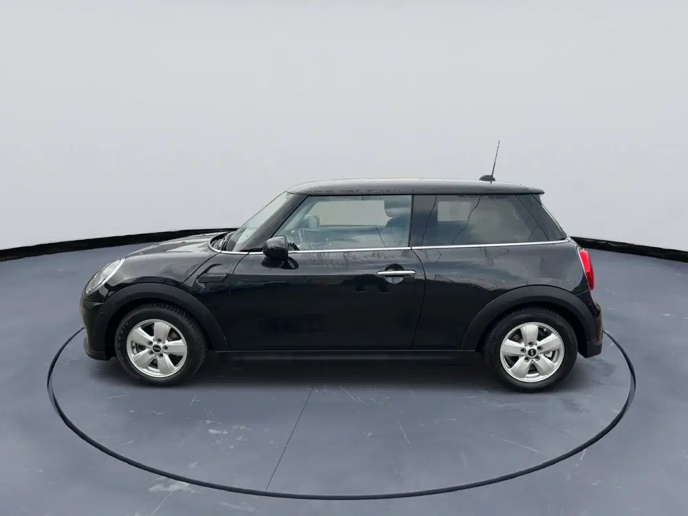 Mini Cooper 1.5 Cooper Essential Trim Automaat Stoelve uit 2023, foto 8