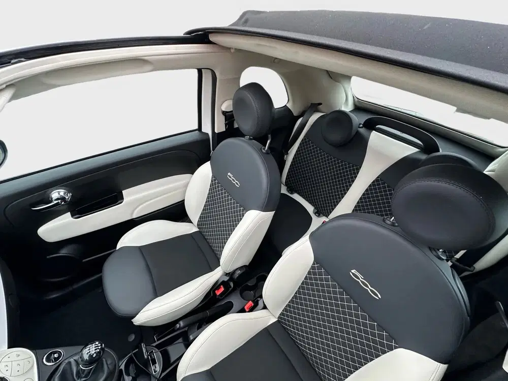 Fiat 500C 1.0 Hybrid Dolcevita Navigatiesysteem Half uit 2023, foto 14