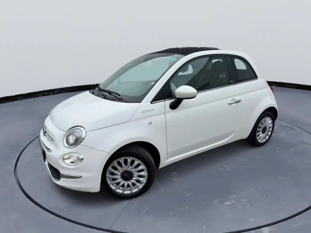 Fiat 500C 1.0 Hybrid Dolcevita Navigatiesysteem Half uit 2023, foto 3
