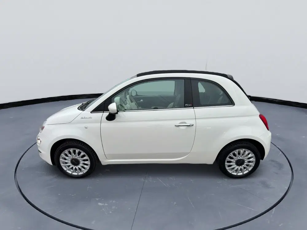 Fiat 500C 1.0 Hybrid Dolcevita Navigatiesysteem Half uit 2023, foto 4