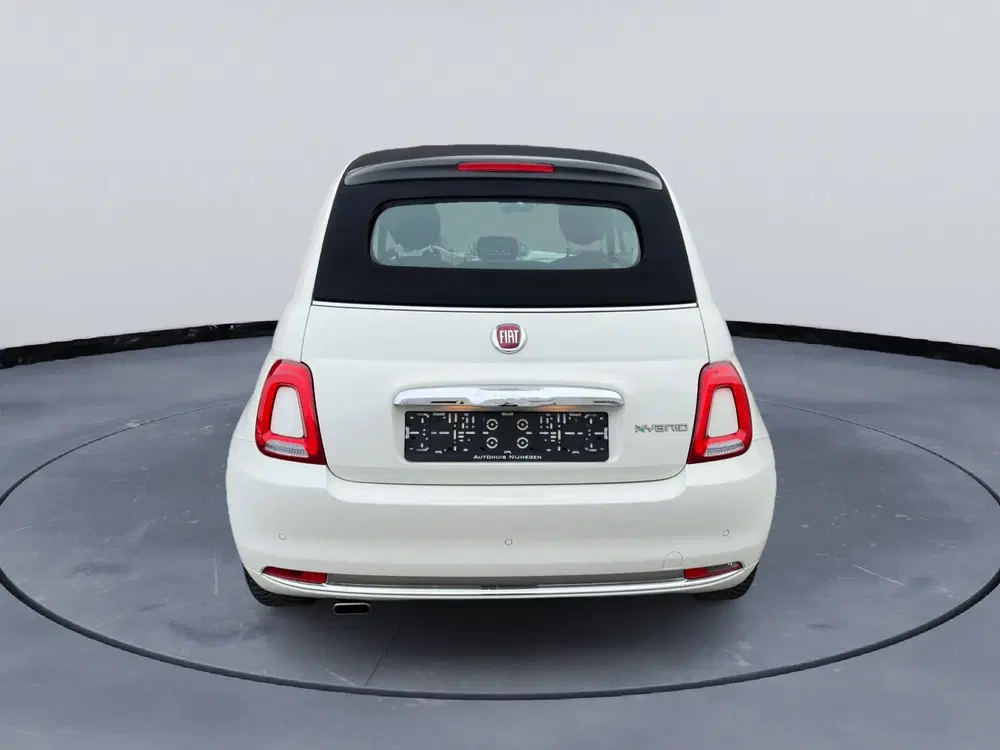 Fiat 500C 1.0 Hybrid Dolcevita Navigatiesysteem Half uit 2023, foto 6