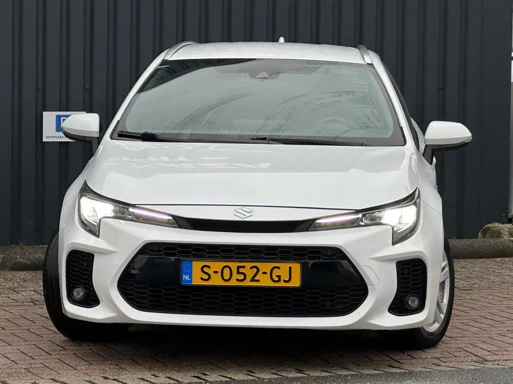 Suzuki Swace 1.8 Hybrid Select ACC uit 2022, foto 3