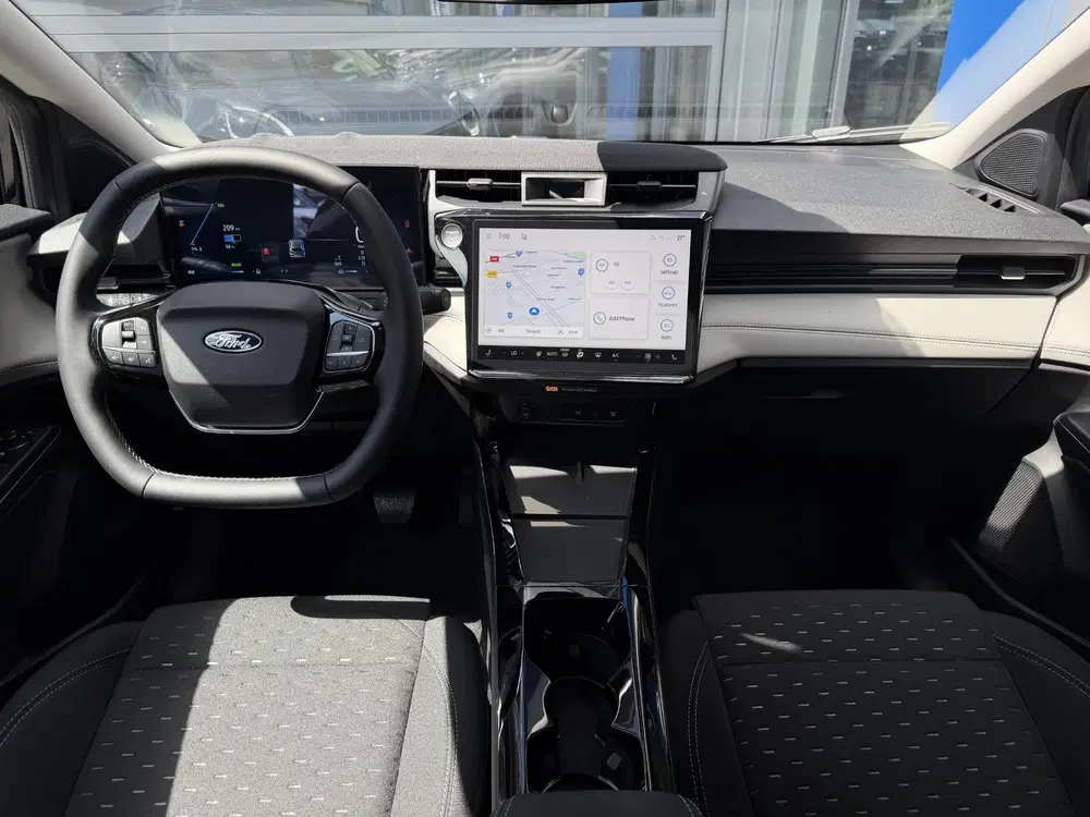 Ford Puma Gen-E Select 47 kWh uit 2026, foto 2