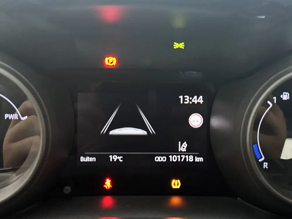 Toyota Yaris 1.5 Hybrid 115 First Edition uit 2022, foto 5