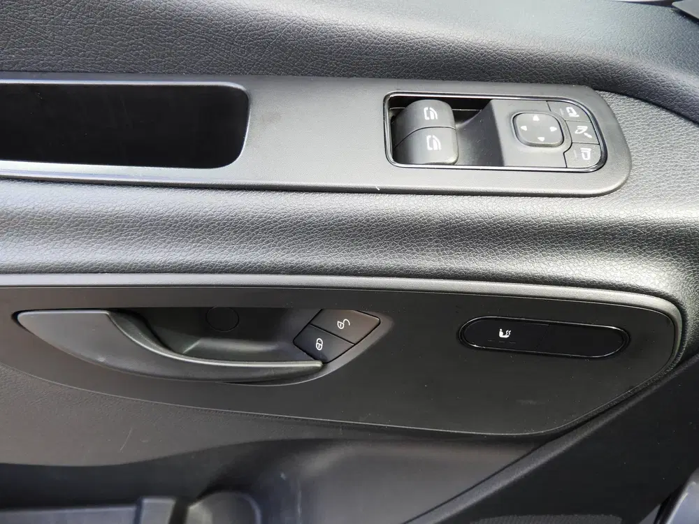 Mercedes-Benz Sprinter 317 1.9 CDI L2H2 RWD AUT uit 2024, foto 11