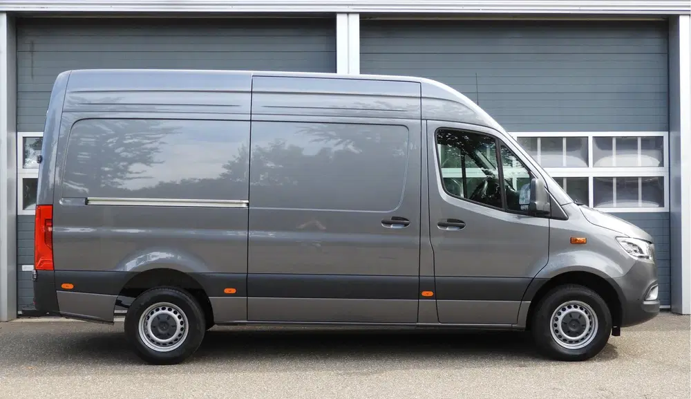 Mercedes-Benz Sprinter 317 1.9 CDI L2H2 RWD AUT uit 2024, foto 4