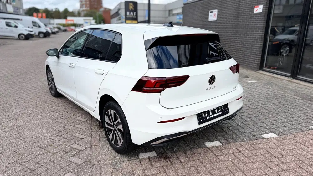 Volkswagen Golf 1.5 eHybrid Life Edition Automaat.Stuurver uit 2025, foto 5
