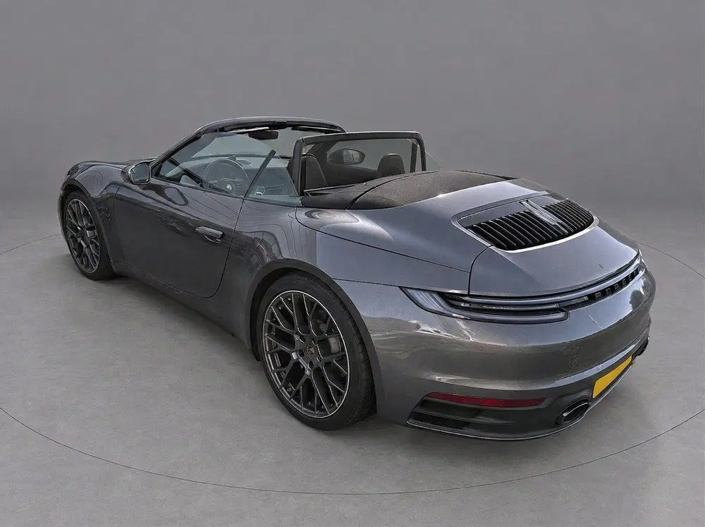 Porsche 911 992 uit 2021, foto 3