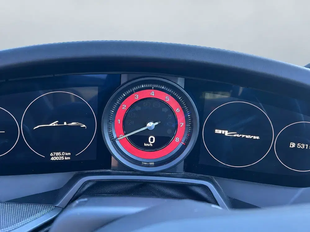 Porsche 911 992 uit 2021, foto 6