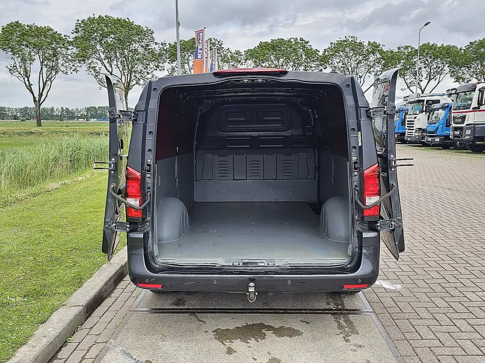 Mercedes-Benz Vito 114 xxl ac aut euro6 uit 2022, foto 13