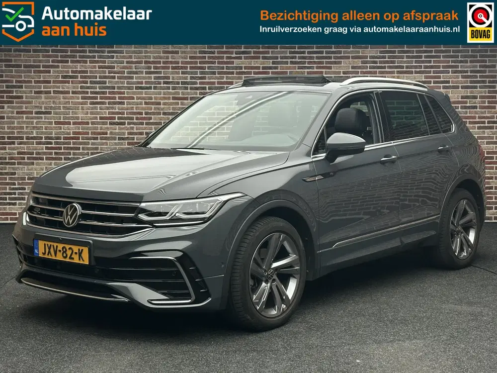 Volkswagen Tiguan 1.5 TSI R-Line Business+ Panorama IQ Trekh uit 2023