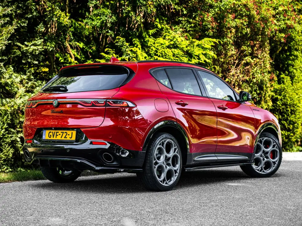 Alfa Romeo Tonale 1.3T PHEV Edizione Speciale uit 2023, foto 2