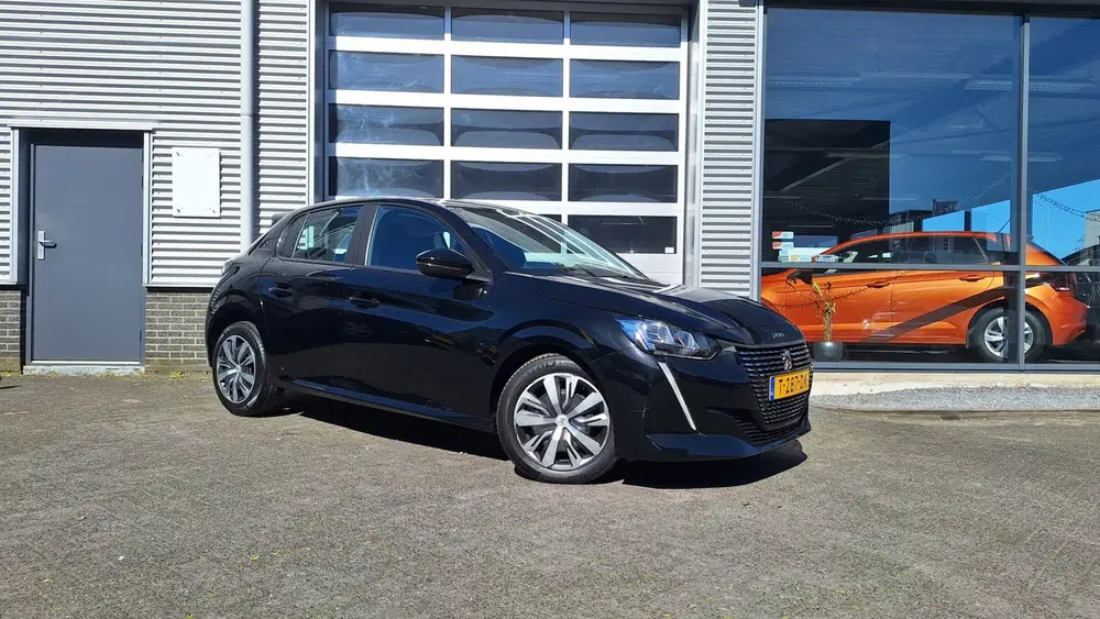 Peugeot 208 1.2 PureTech Active Pack*Automaat*Pdc*Crui uit 2023, foto 2