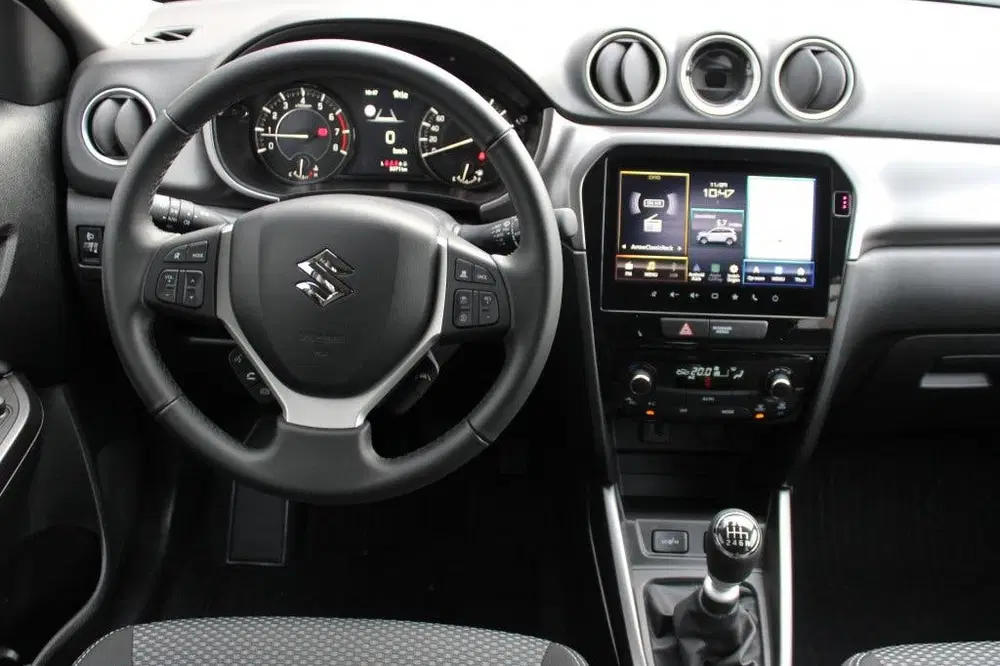 Suzuki Vitara 1.4 Boosterjet Select SmartHybrid uit 2025, foto 2