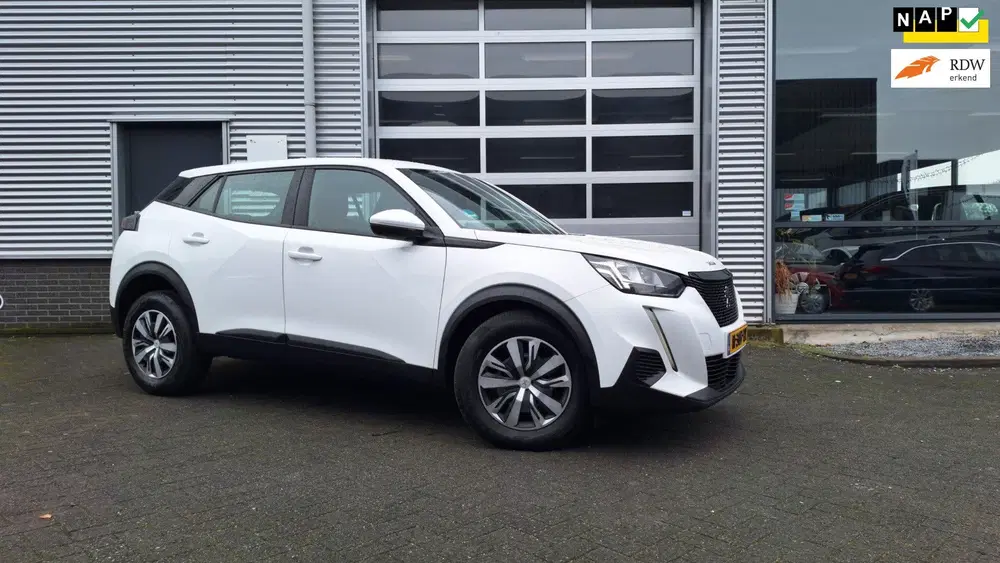 Peugeot 2008 1.2 PureTech Active uit 2021