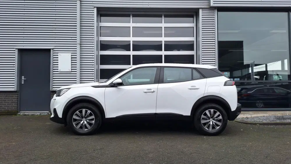 Peugeot 2008 1.2 PureTech Active uit 2021, foto 5