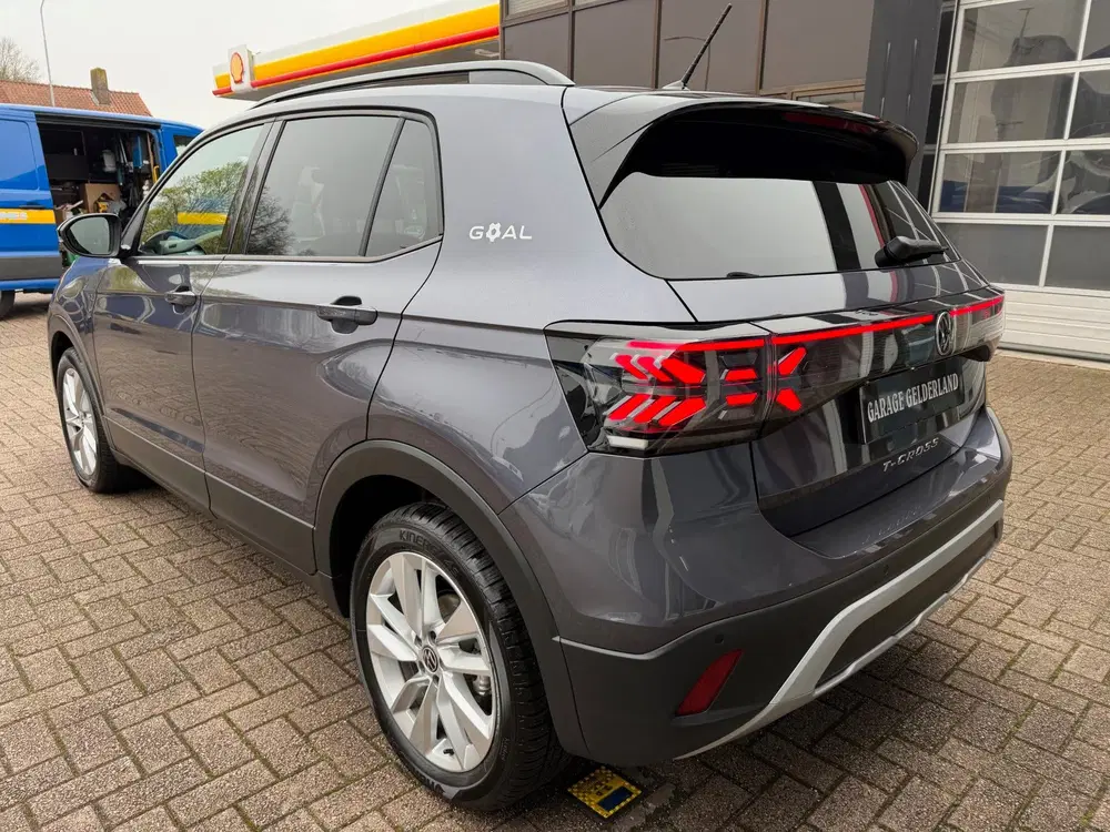 Volkswagen T-Cross TSI Style uit 2025, foto 13