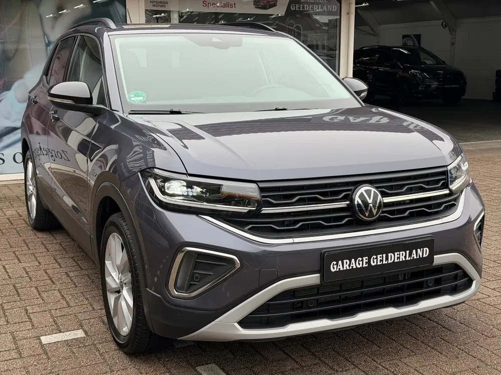 Volkswagen T-Cross TSI Style uit 2025, foto 5