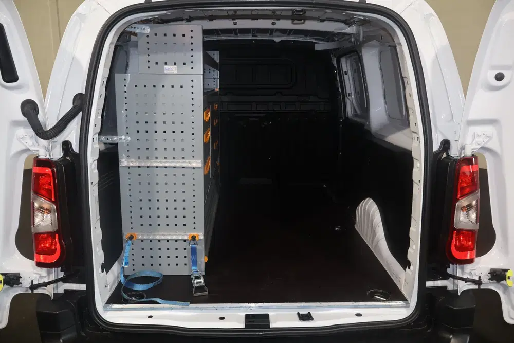 Peugeot Partner 1.5 BlueHDI Premium Long 130PK Automaat Na uit 2023, foto 2