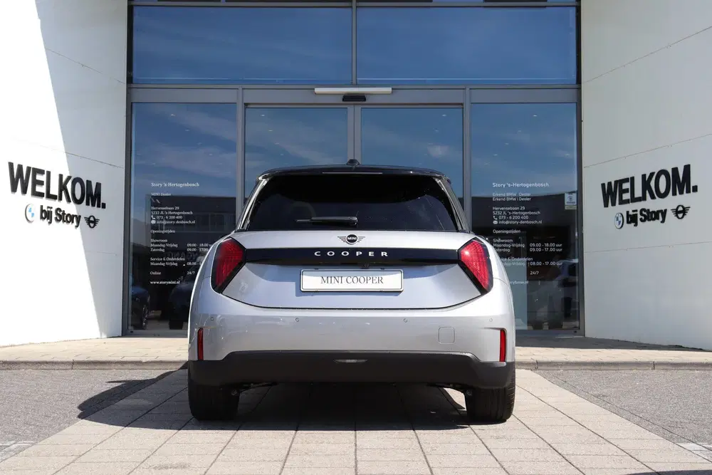 Mini Hatchback Cooper E uit 2026, foto 8