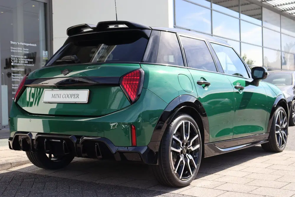 Mini Hatchback Cooper C Automaat uit 2026, foto 10
