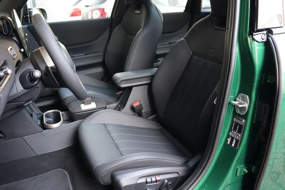 Mini Hatchback Cooper C Automaat uit 2026, foto 12