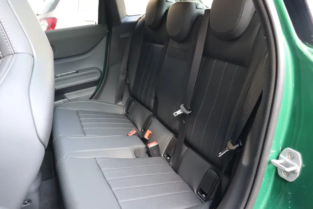 Mini Hatchback Cooper C Automaat uit 2026, foto 13