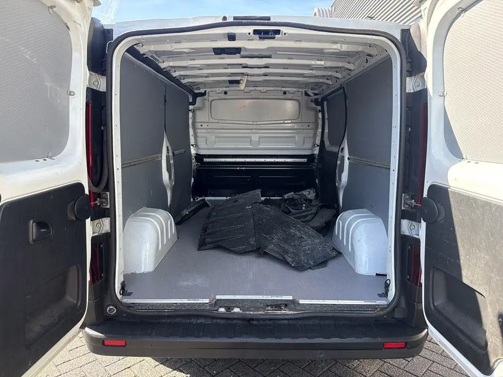 Renault Trafic 2.0 dCi 130 T30 L2H1 Work Edition uit 2023, foto 9