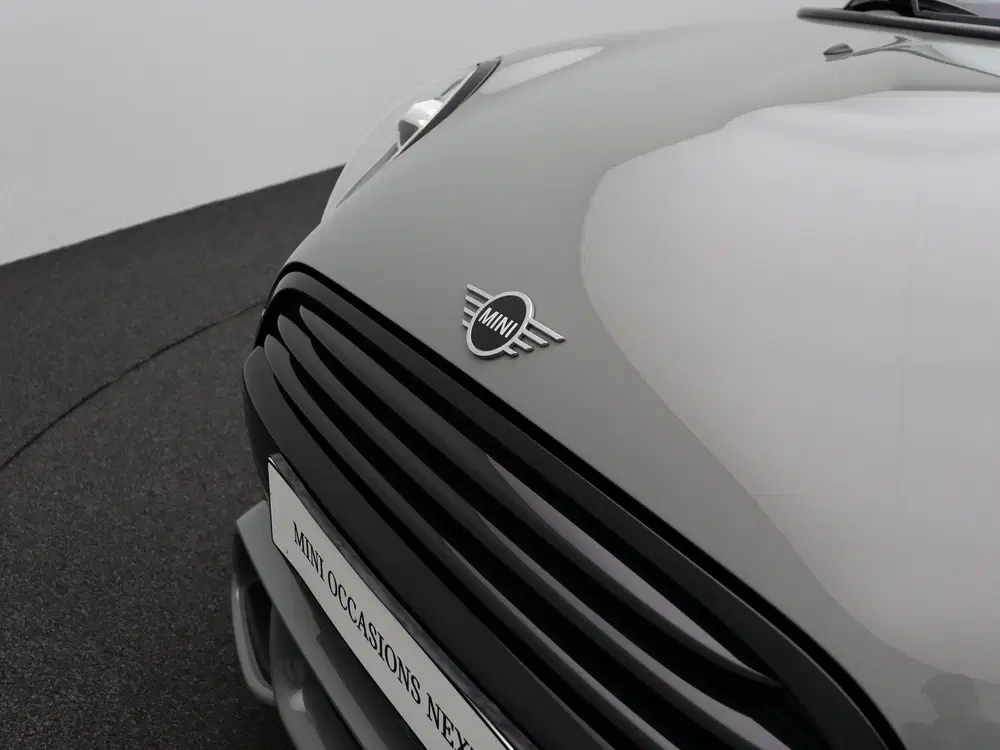 Mini John Cooper Works Cooper Dalston Edition + John Cooper Works uit 2021, foto 7