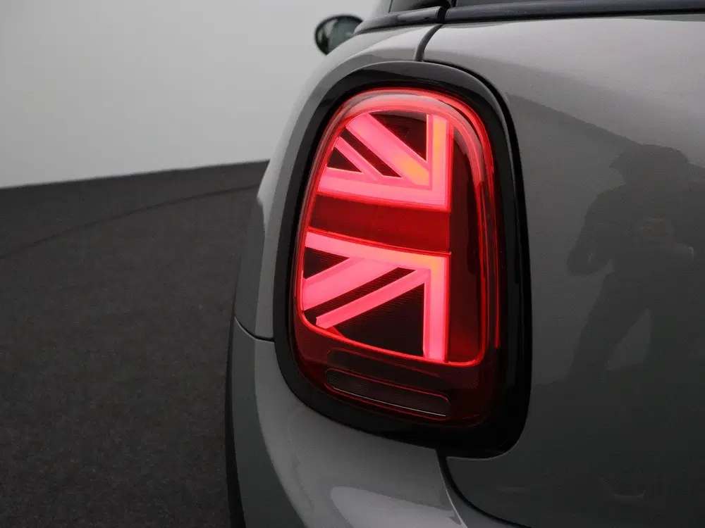 Mini John Cooper Works Cooper Dalston Edition + John Cooper Works uit 2021, foto 9