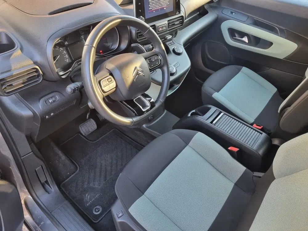 Citroën Berlingo Citroen Berlingo 1.2 PureTech Shine Automa uit 2022, foto 11