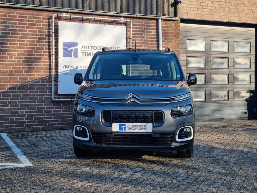 Citroën Berlingo Citroen Berlingo 1.2 PureTech Shine Automa uit 2022, foto 2