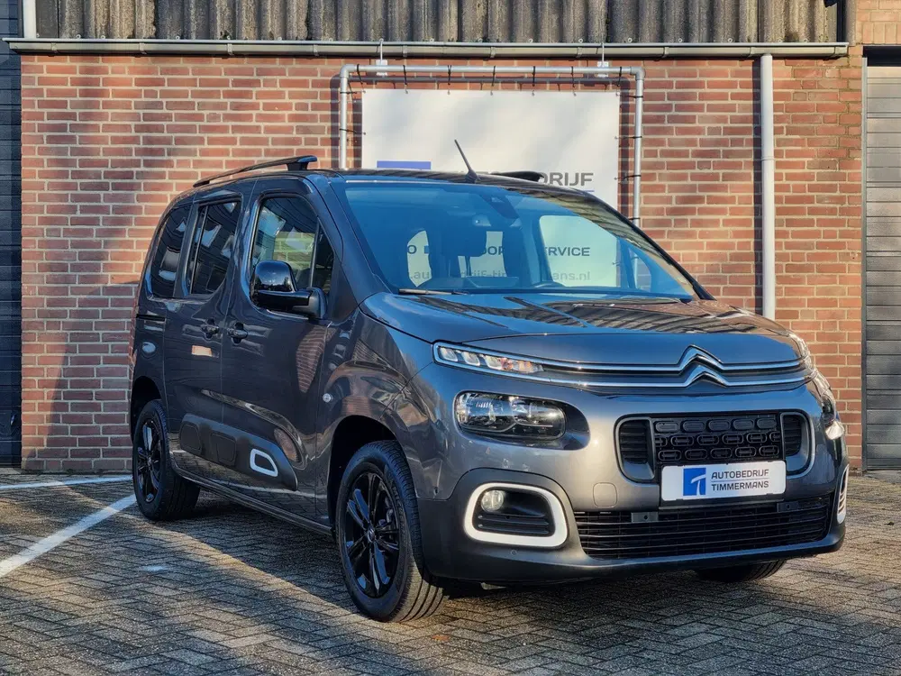 Citroën Berlingo Citroen Berlingo 1.2 PureTech Shine Automa uit 2022, foto 3