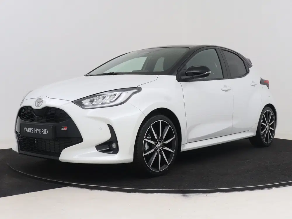 Toyota Yaris 1.5 Hybrid 130 GR SPORT (bj 2026 uit 2026