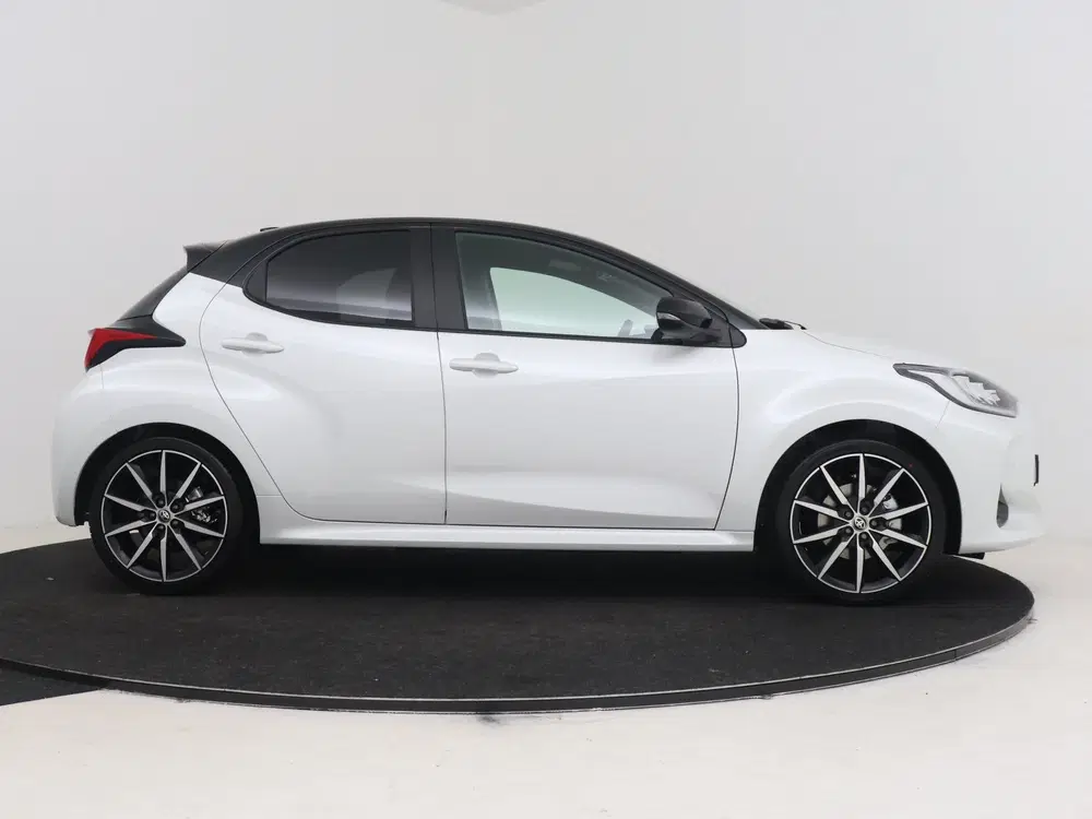 Toyota Yaris 1.5 Hybrid 130 GR SPORT (bj 2026 uit 2026, foto 14