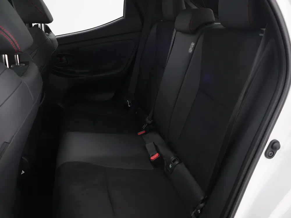 Toyota Yaris 1.5 Hybrid 130 GR SPORT (bj 2026 uit 2026, foto 7