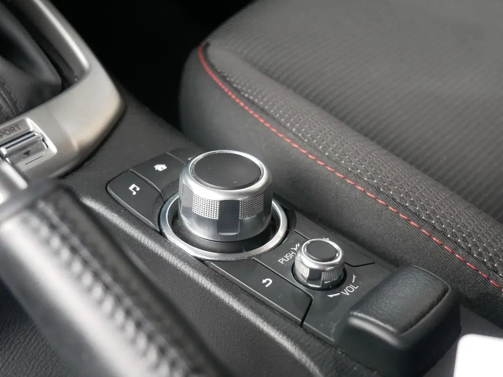 Mazda 2 1.5 Skyactiv-G Homura Camera uit 2022, foto 10